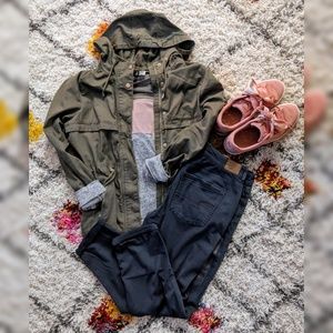 American Eagle Tomgirl "Washed Blue" Pants 12 NWT